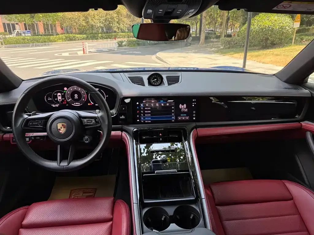 Porsche Panamera 2024 из CN, фото 6