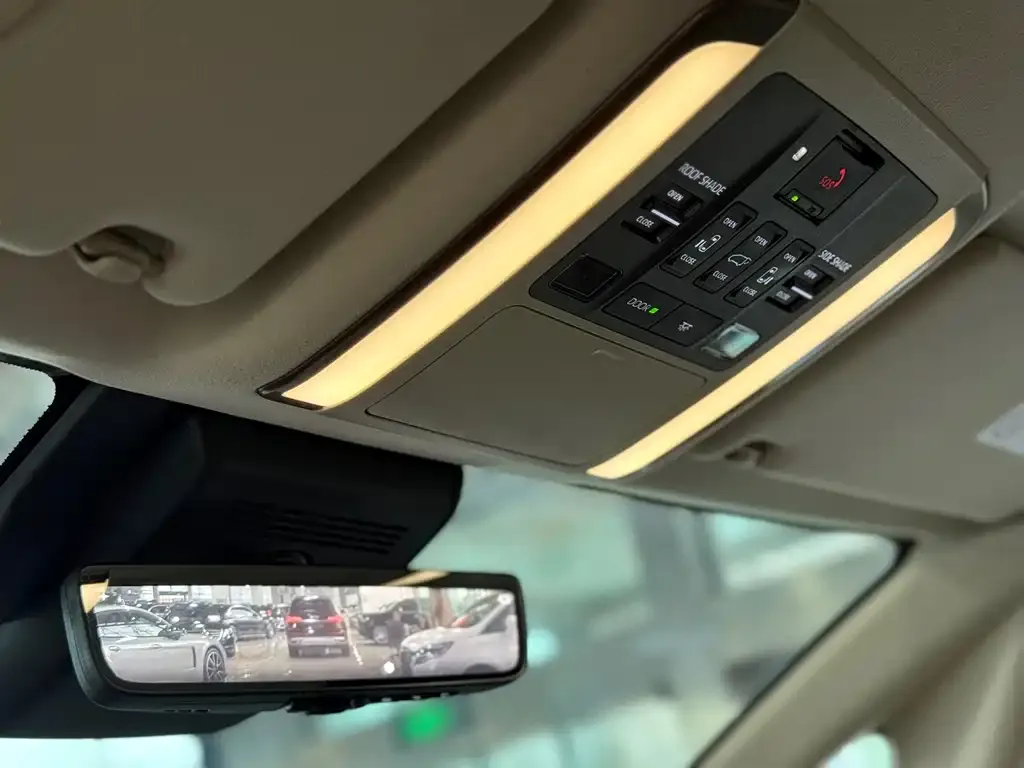 Toyota Vellfire 2023 из CN, фото 10