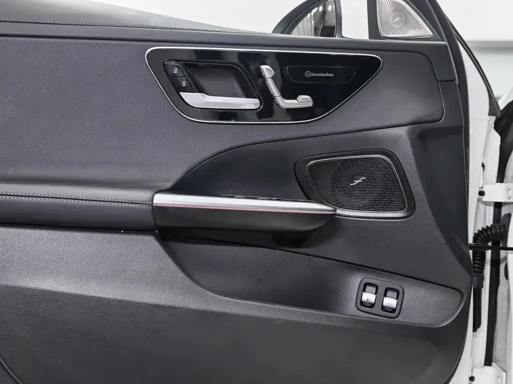 Mercedes-Benz C-Class New Energy 2024 из CN, фото 9