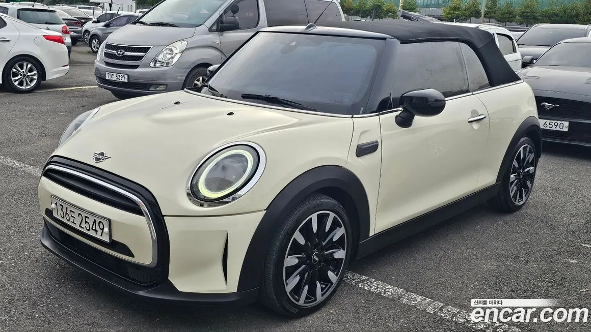 Mini Cooper Convertible 2022 из KR, фото 6