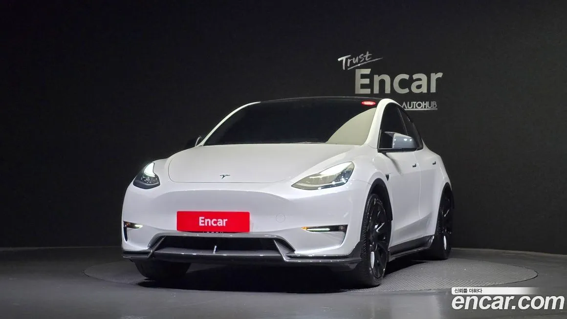 Tesla Model Y — фото 3