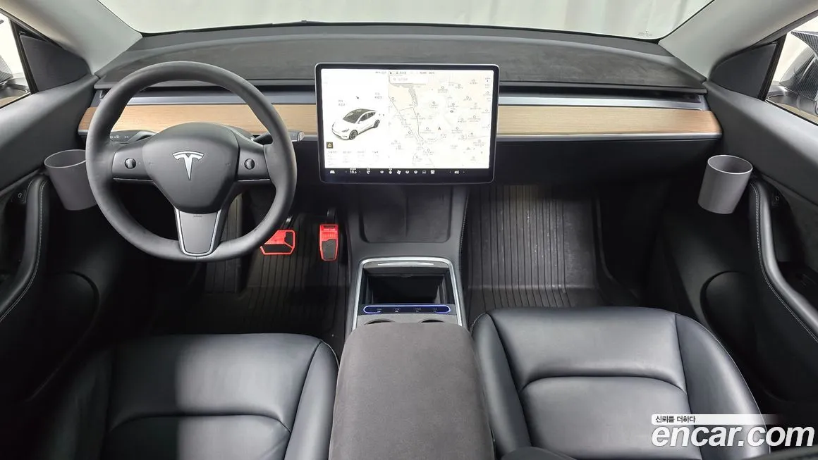 Tesla Model Y — фото 7
