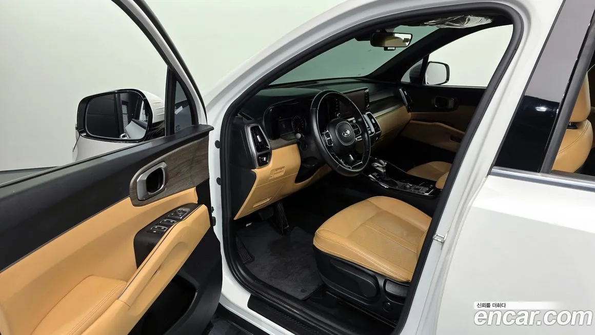 Kia Sorento — фото 10