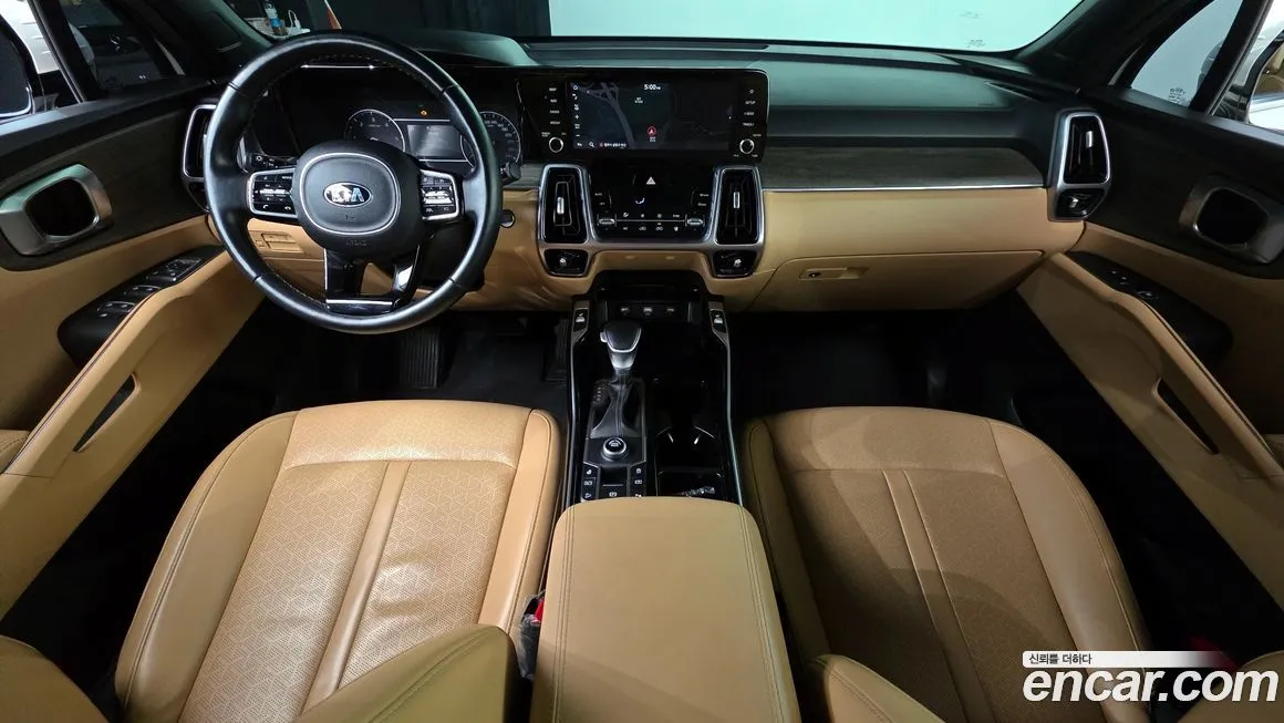Kia Sorento — фото 7