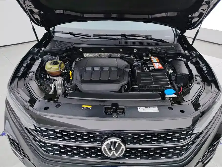Volkswagen Passat 2022 из CN, фото 10