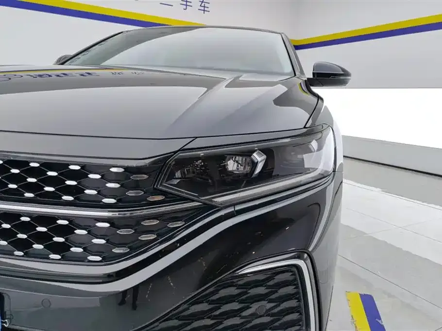 Volkswagen Passat 2022 из CN, фото 5