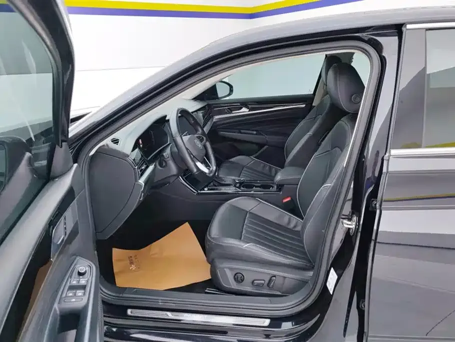 Volkswagen Passat 2022 из CN, фото 9