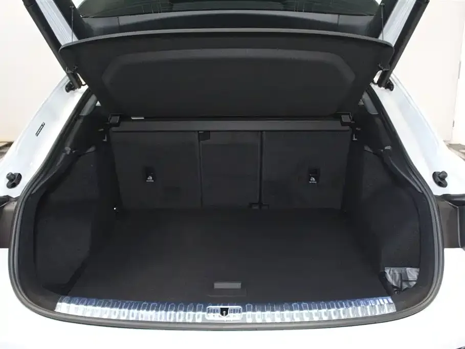 Audi Q3 Sportback 2025 из CN, фото 7