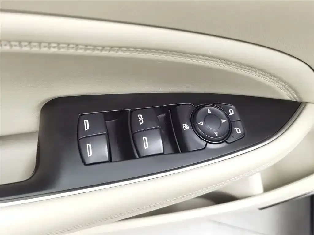 Buick Regal — фото 9