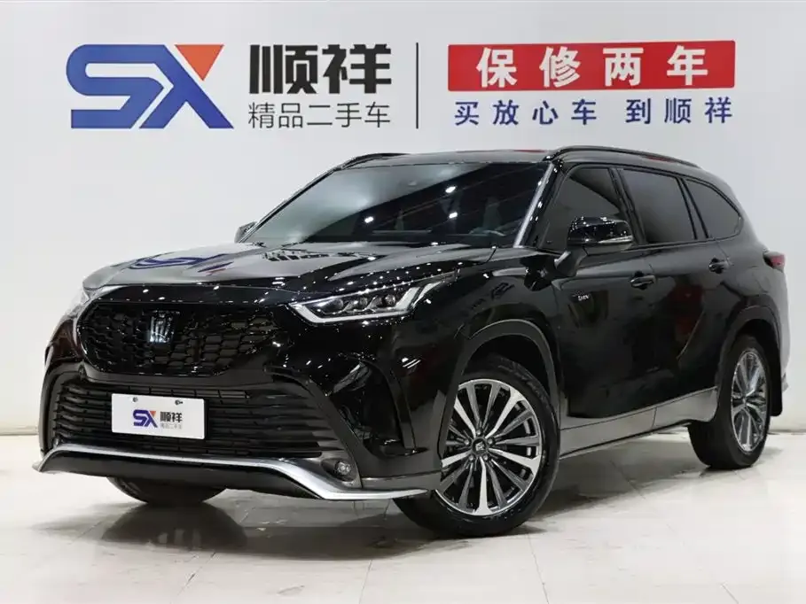Toyota Crown Kluger 2024 из CN, фото 1
