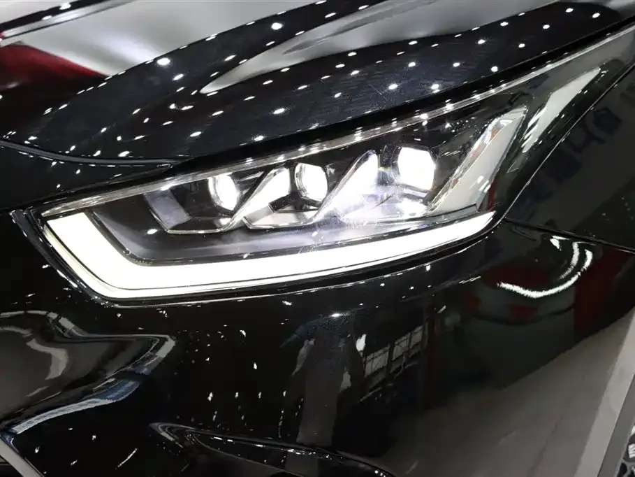 Toyota Crown Kluger 2024 из CN, фото 7