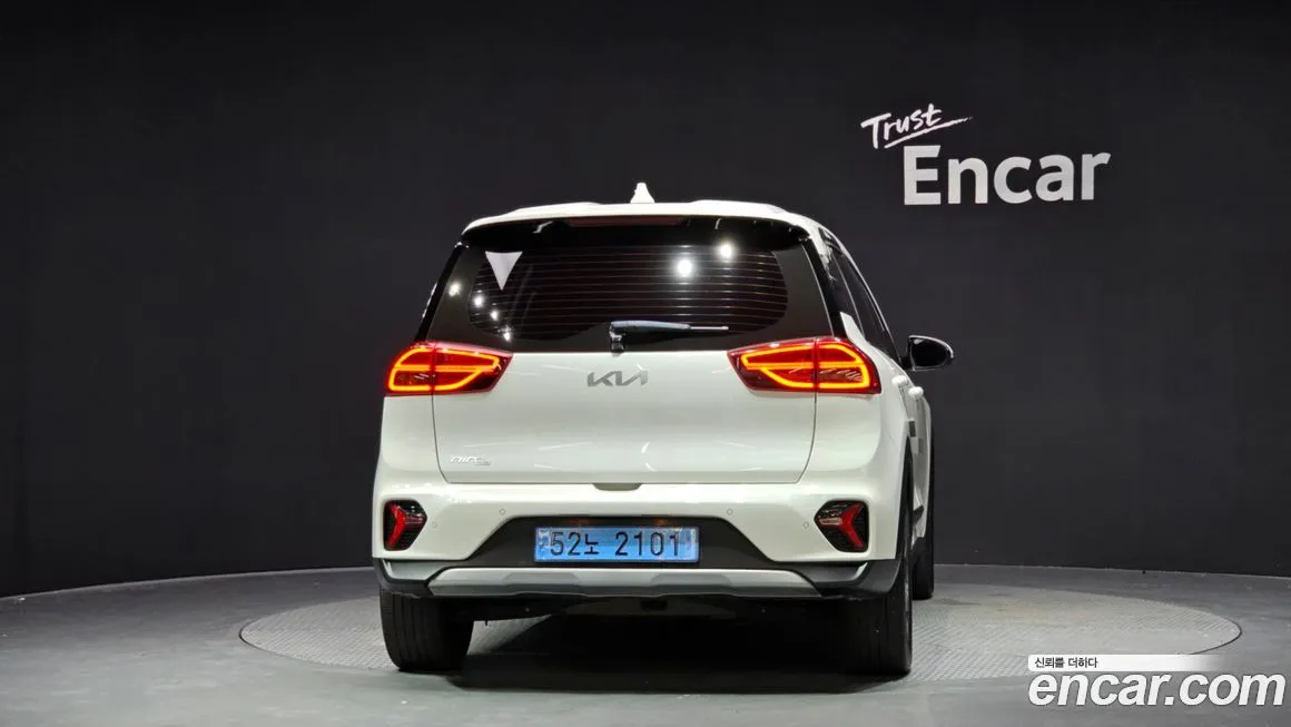Kia Niro — фото 4