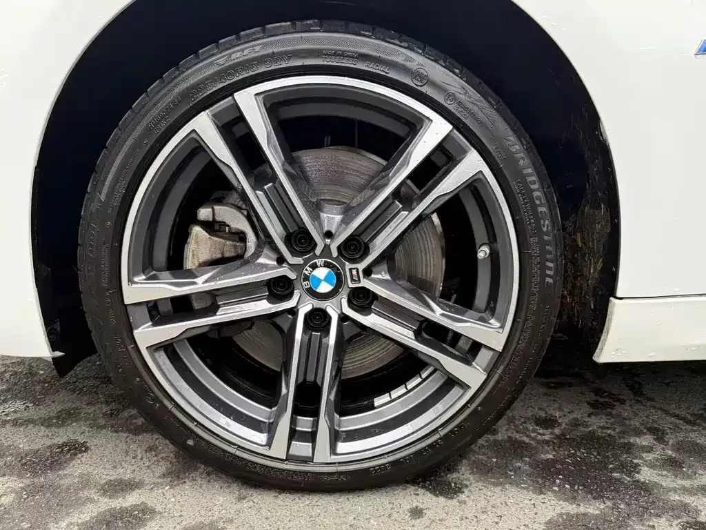 BMW 1 Series 2023 из CN, фото 3