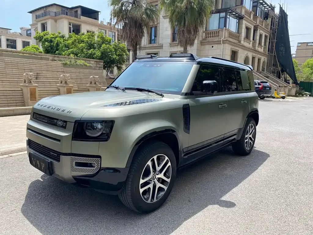 Land Rover Defender 2023 из CN, фото 1