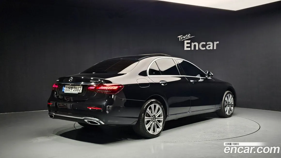 Mercedes-Benz E-Class 2023 из KR, фото 2