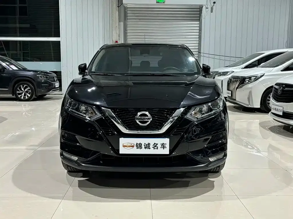 Nissan Qashqai 2022 из CN, фото 2