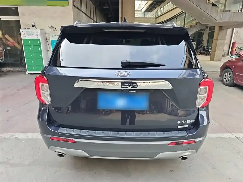 Ford Explorer 2022 из CN, фото 6