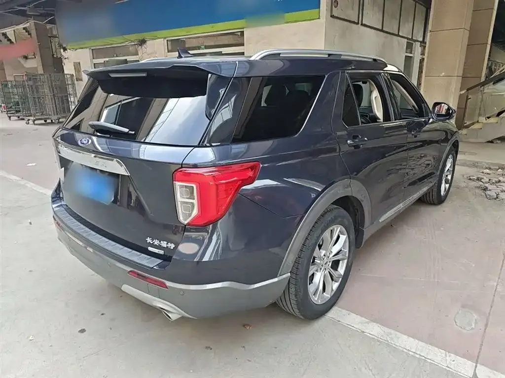 Ford Explorer 2022 из CN, фото 7