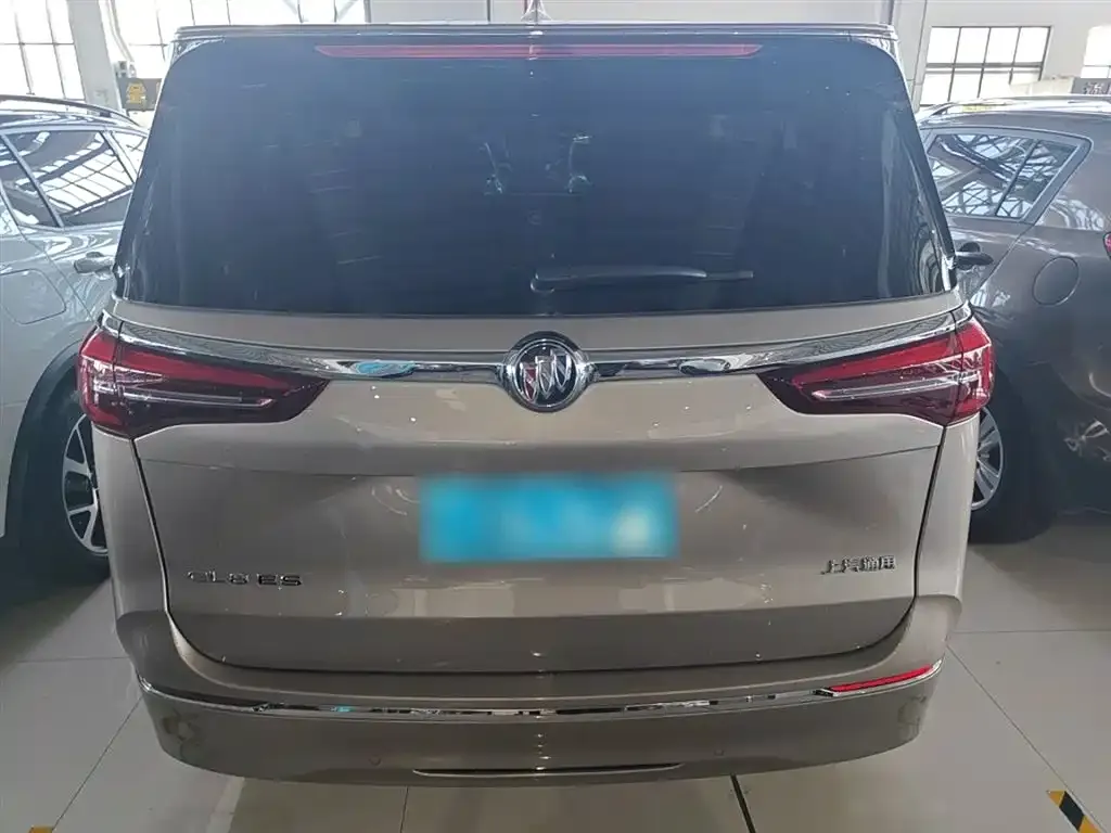 Buick GL8 2023 из CN, фото 6