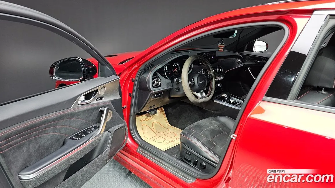 Kia Stinger — фото 10