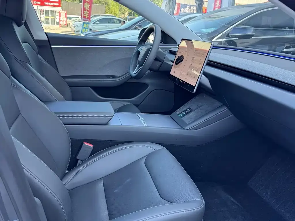 Tesla Model 3 2025 из CN, фото 5
