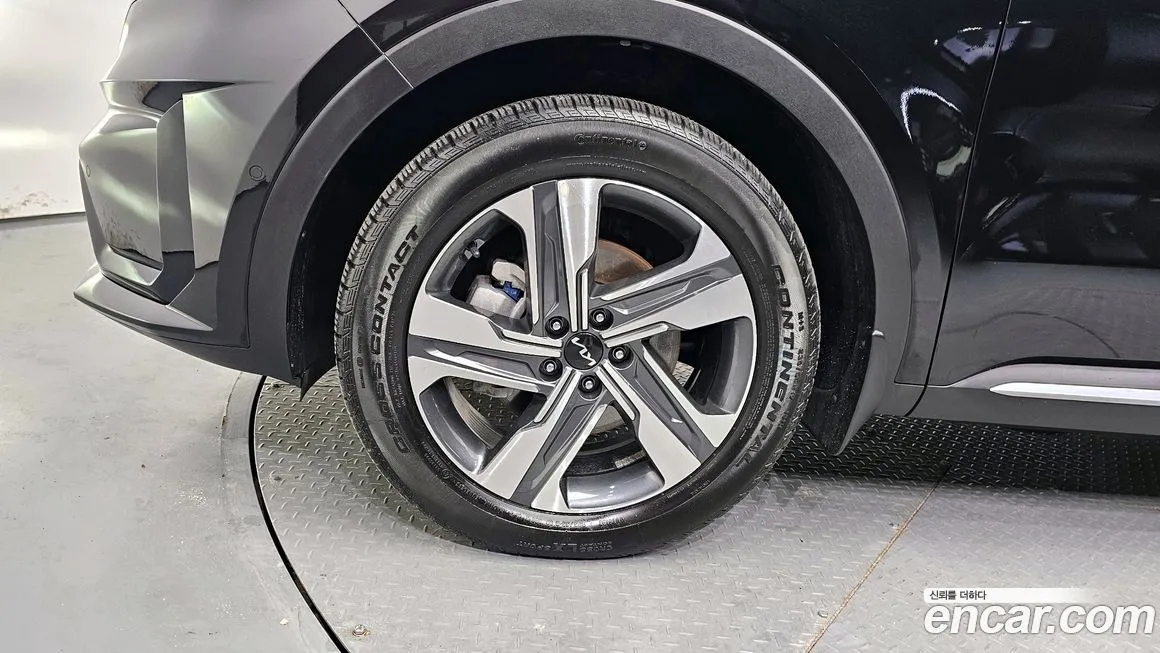 Kia Sorento — фото 5