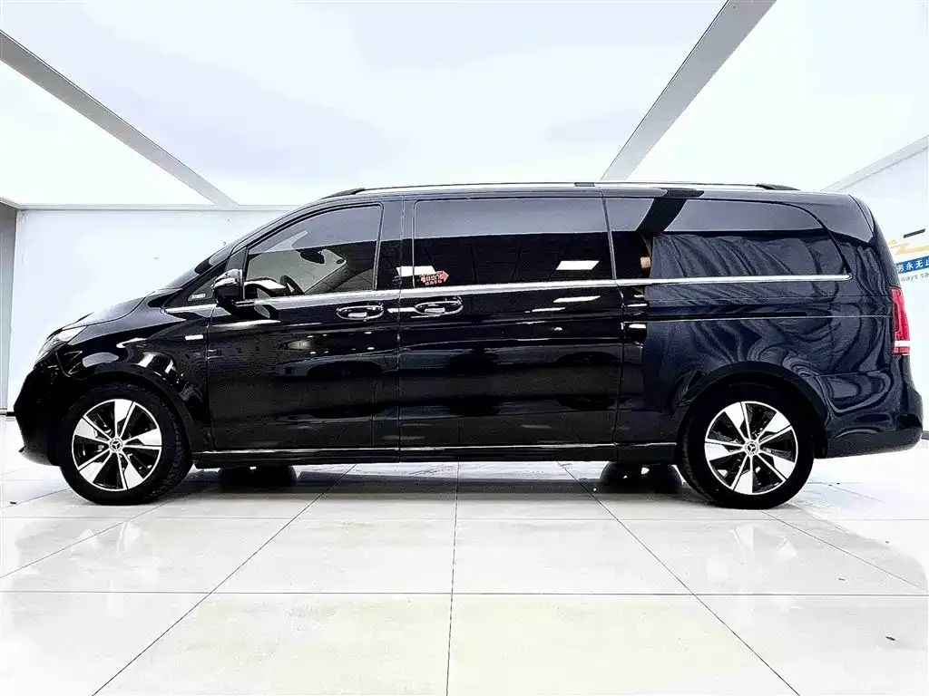 Mercedes-Benz V-Class 2021 из CN, фото 10
