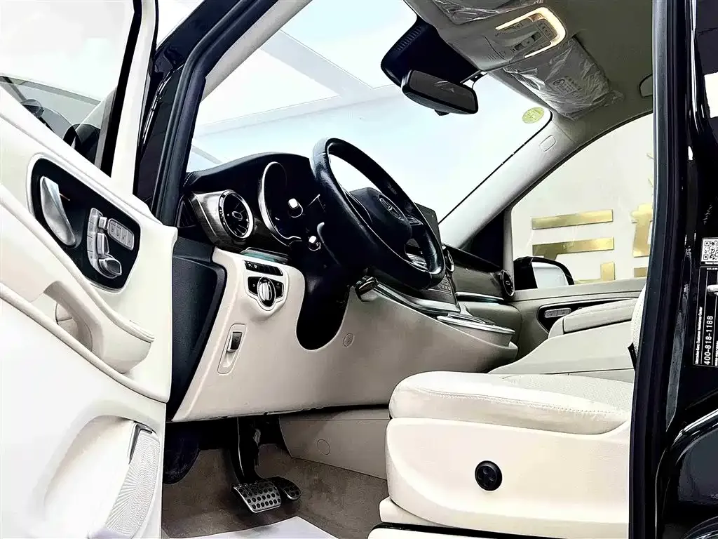 Mercedes-Benz V-Class 2021 из CN, фото 7