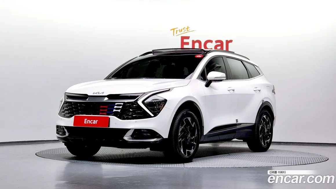Kia Sportage — фото 1
