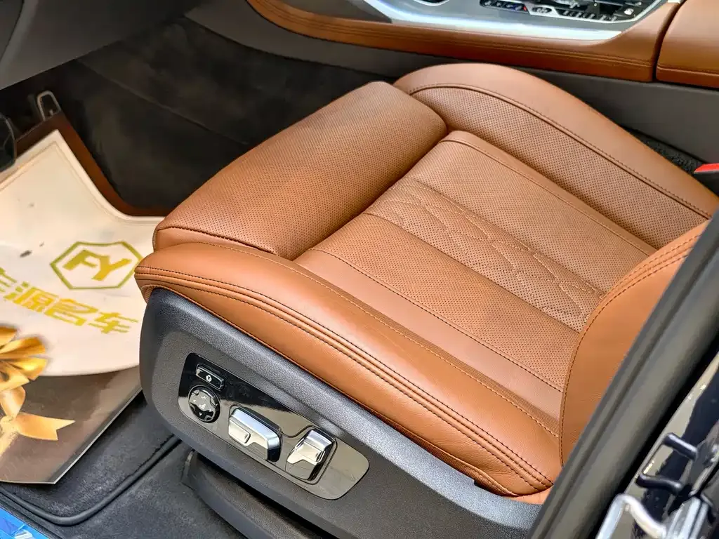 BMW X7 2022 из CN, фото 6