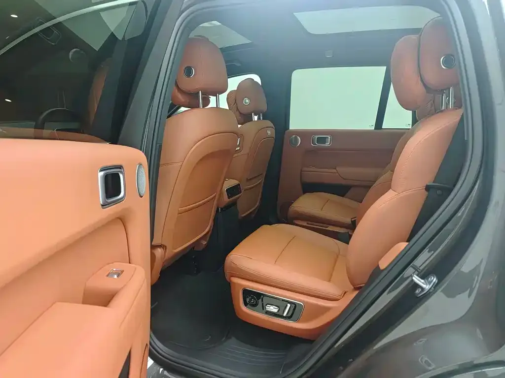 Li Auto L8 2025 из CN, фото 8