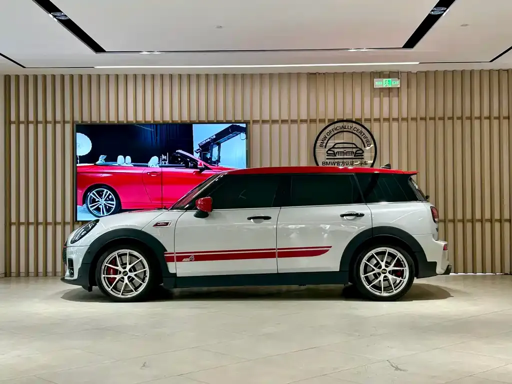 MINI Clubman JCW — фото 2