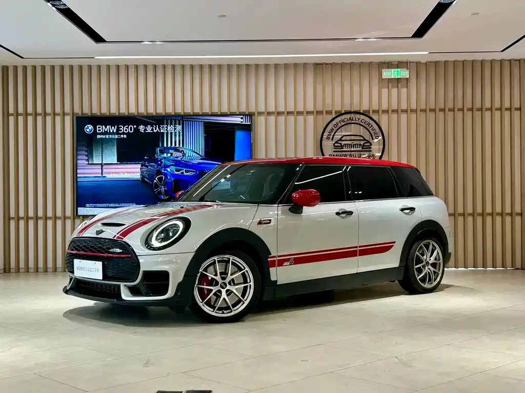 MINI Clubman JCW — фото 4