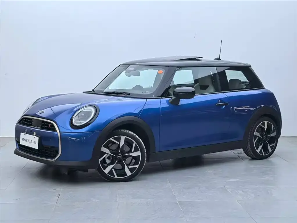 MINI Cooper (3-door) 2025 из CN, фото 1
