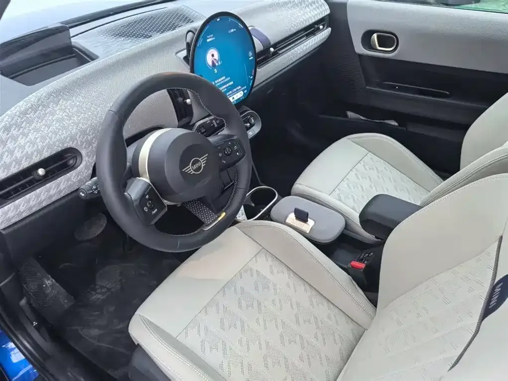MINI Cooper (3-door) 2025 из CN, фото 8