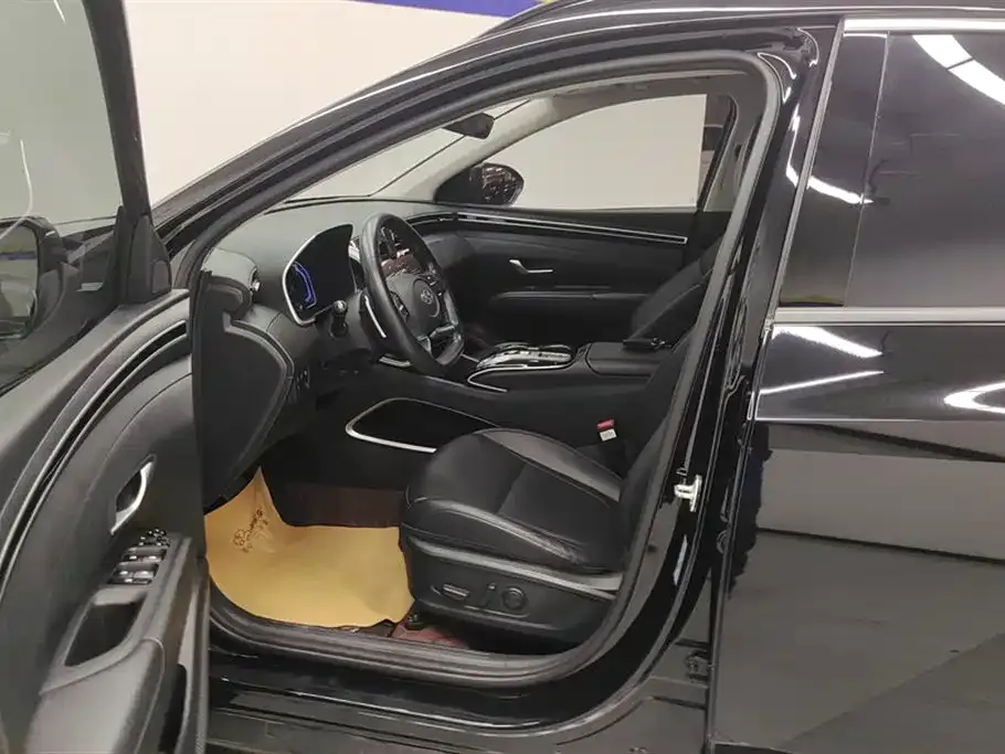 Hyundai Tucson 2023 из CN, фото 9