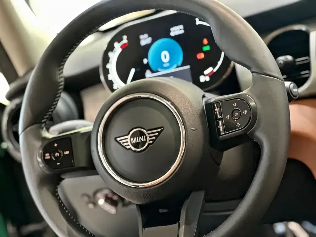 MINI Cooper (3-door) 2021 из CN, фото 10