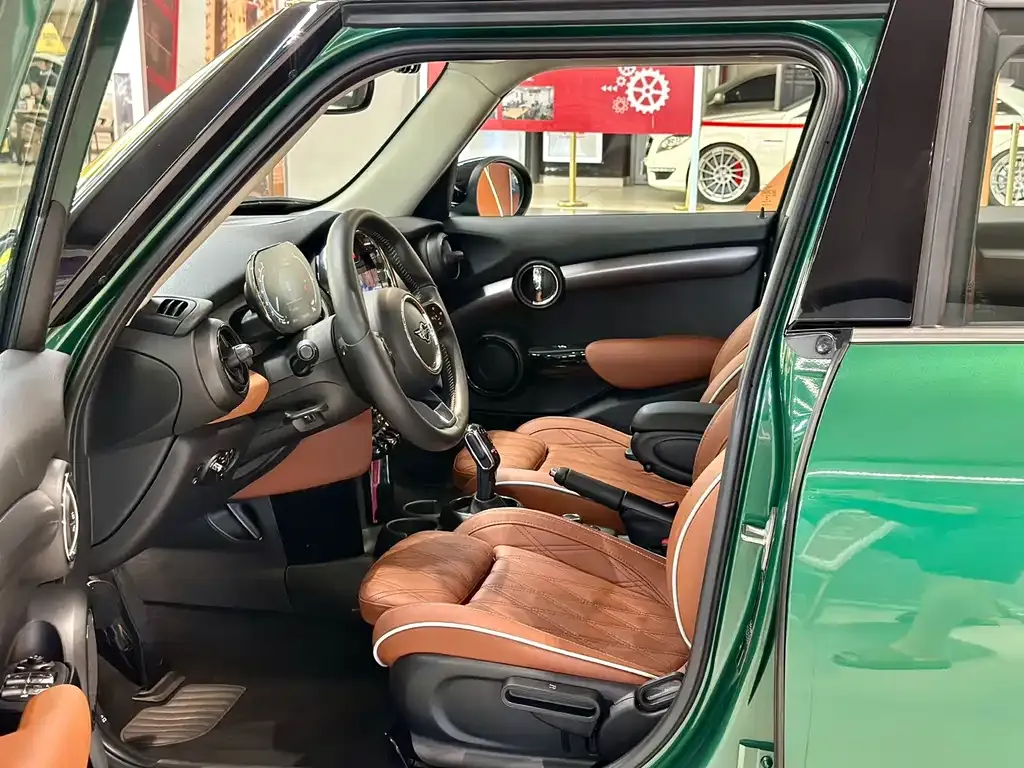 MINI Cooper (3-door) 2021 из CN, фото 4