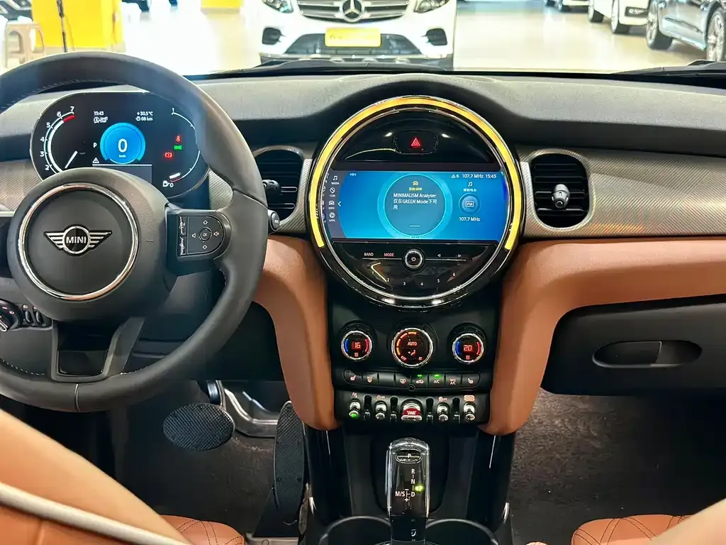 MINI Cooper (3-door) 2021 из CN, фото 9