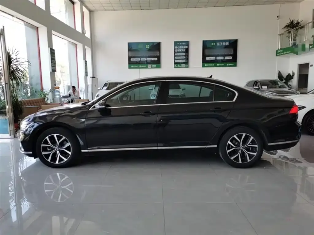 Volkswagen Magotan 2022 из CN, фото 5