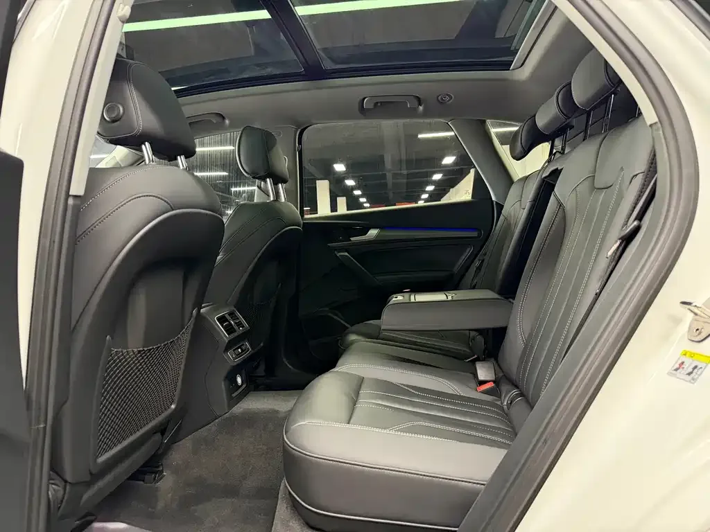Audi Q5L 2022 из CN, фото 5
