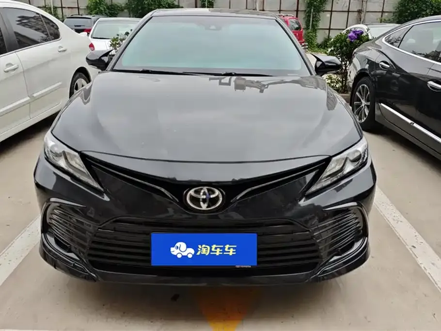 Toyota Camry 2022 из CN, фото 2