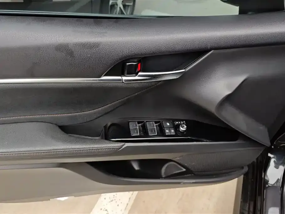 Toyota Camry 2022 из CN, фото 7
