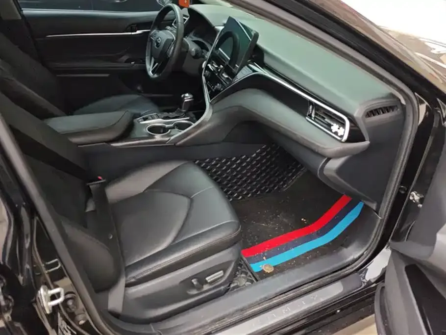 Toyota Camry 2022 из CN, фото 8