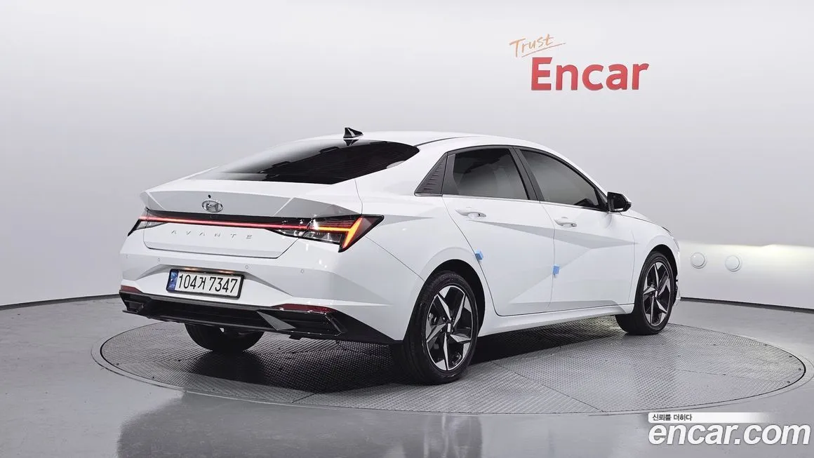 Hyundai AVANTE 2021 из KR, фото 2