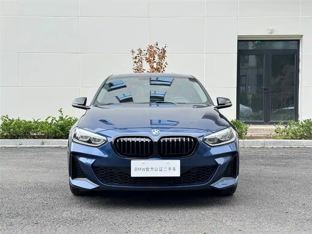 BMW 1 Series 2022 из CN, фото 2