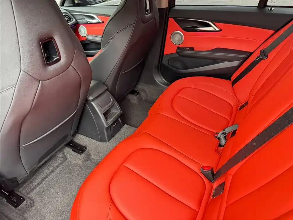BMW 1 Series 2022 из CN, фото 8
