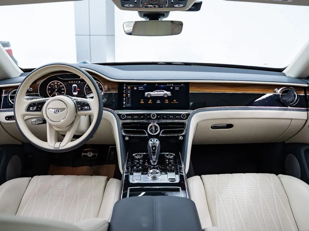 Bentley Flying Spur 2021 из CN, фото 9