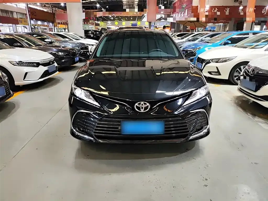 Toyota Camry 2023 из CN, фото 3