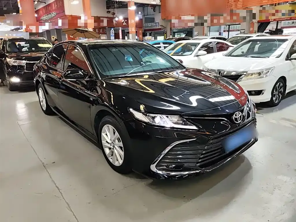 Toyota Camry 2023 из CN, фото 4